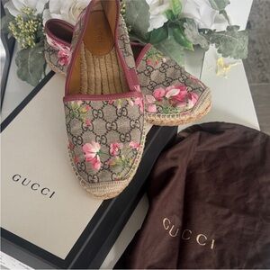 Gucci authentic Floral Canvas Espadrilles shoes loafers